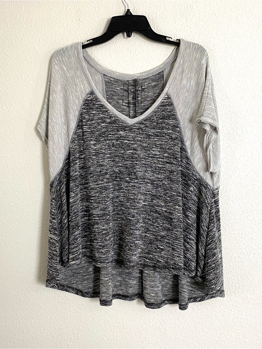 We The Free Two-Tone Heathered V-Neck Top - Gray & Light Gray